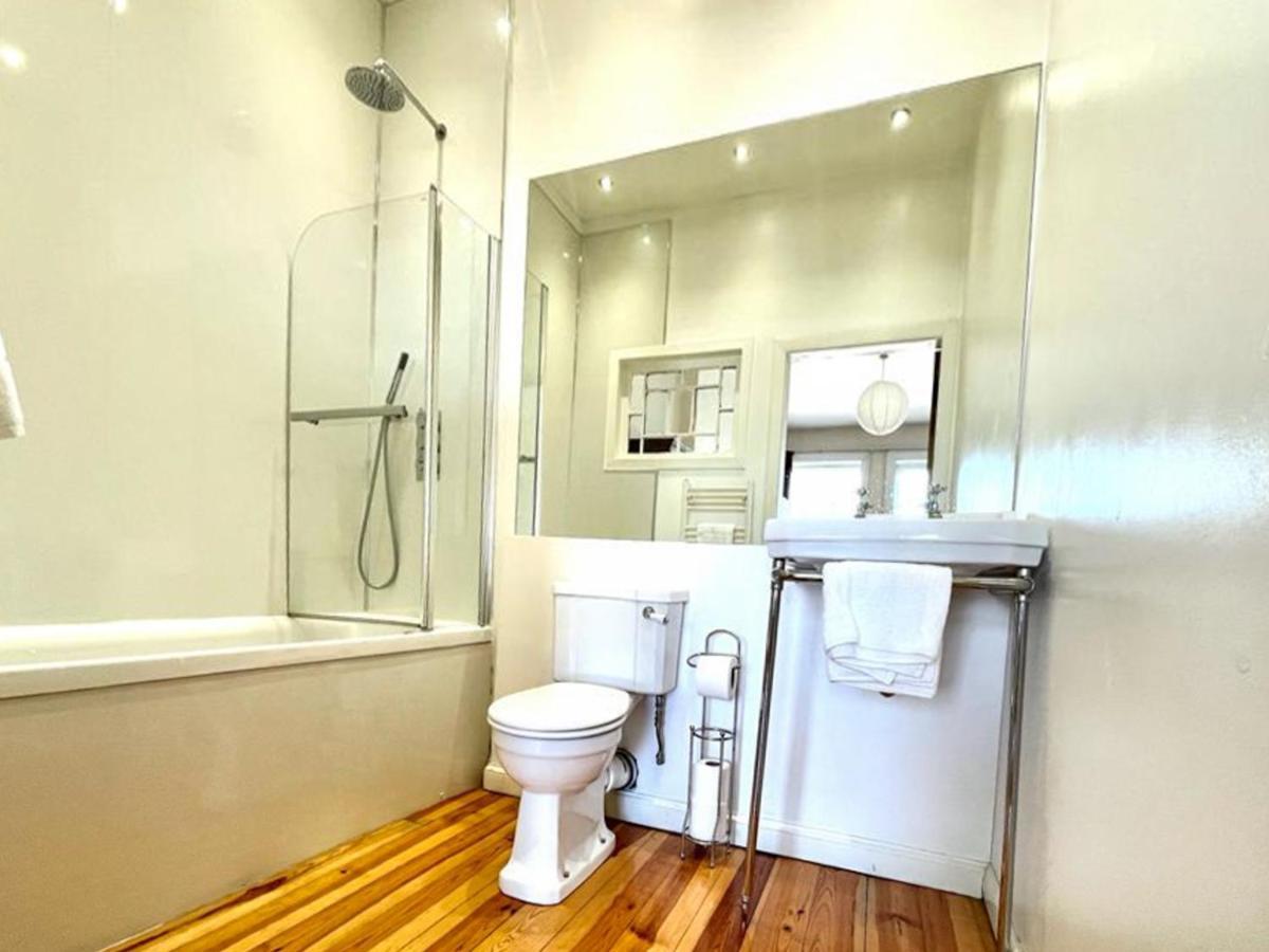 Incredible St Andrew'S Sq - 2 Bed In The Sky Apartment Bagian luar foto