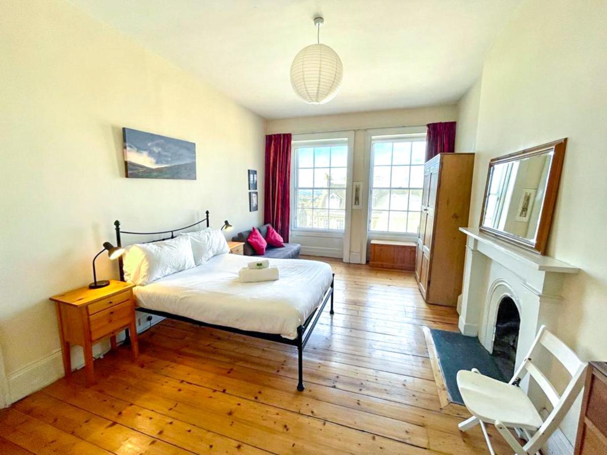 Incredible St Andrew'S Sq - 2 Bed In The Sky Apartment Bagian luar foto