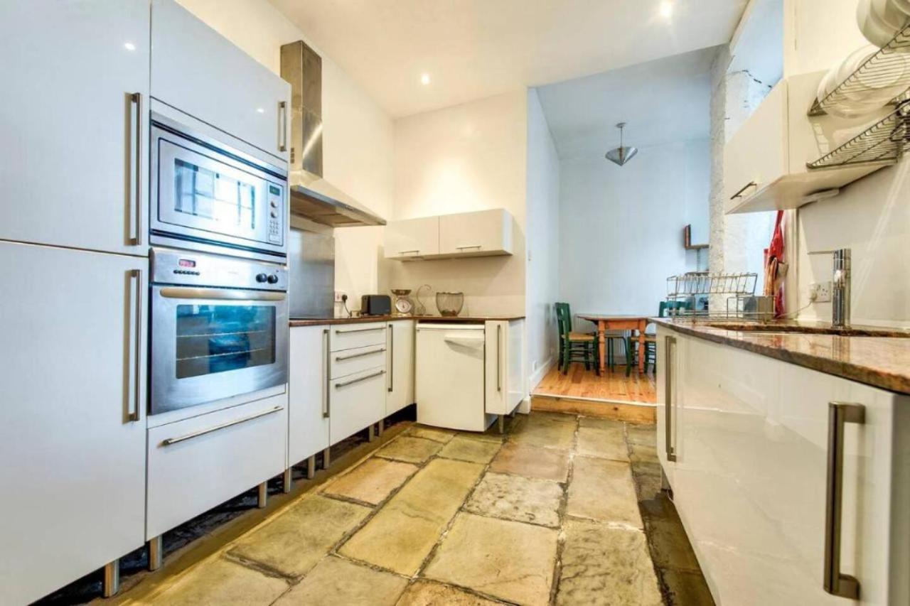 Incredible St Andrew'S Sq - 2 Bed In The Sky Apartment Bagian luar foto