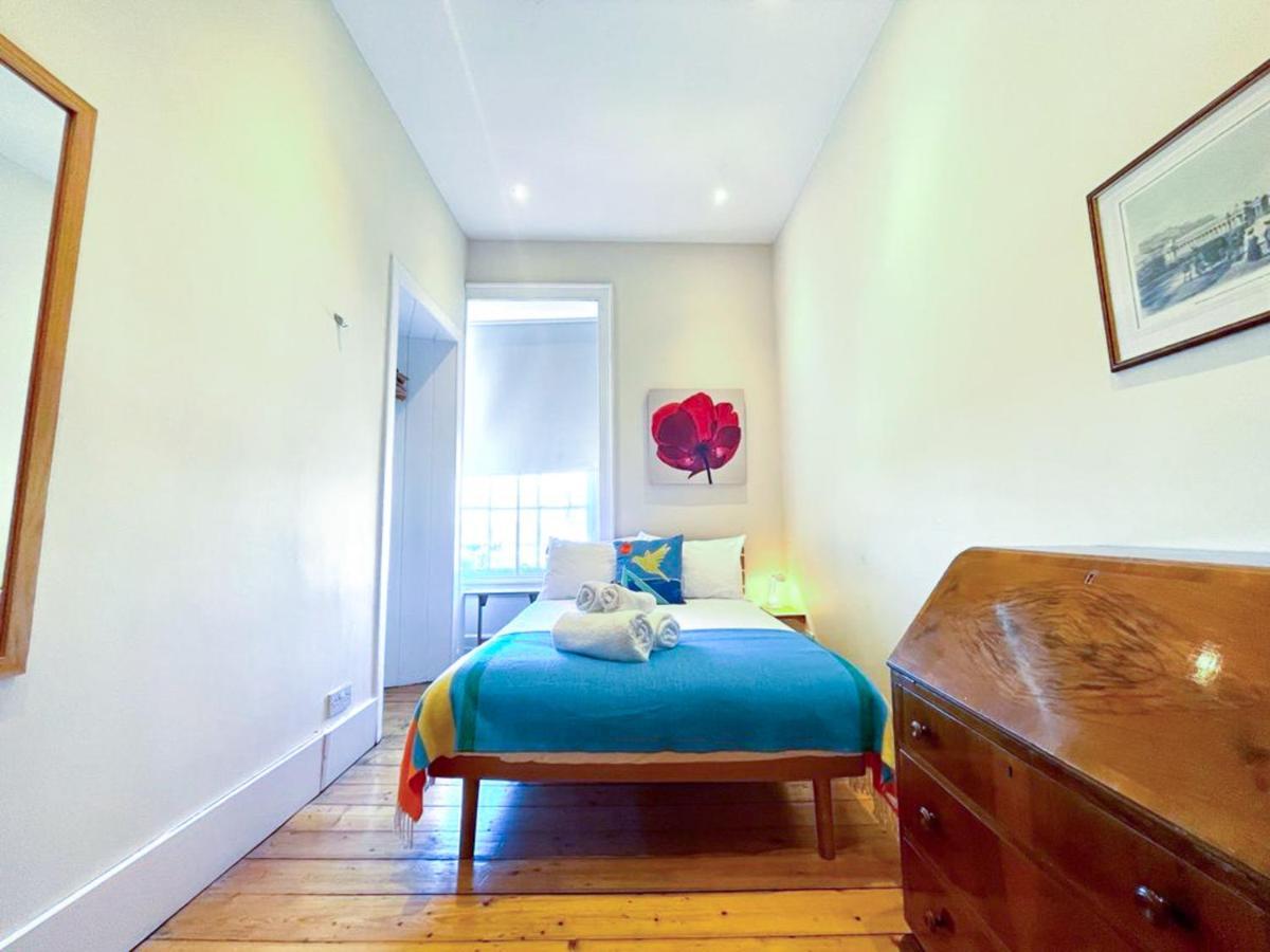 Incredible St Andrew'S Sq - 2 Bed In The Sky Apartment Bagian luar foto