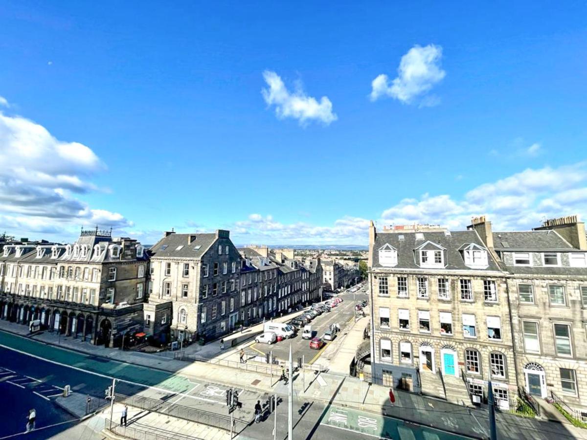 Incredible St Andrew'S Sq - 2 Bed In The Sky Apartment Edinburgh Bagian luar foto